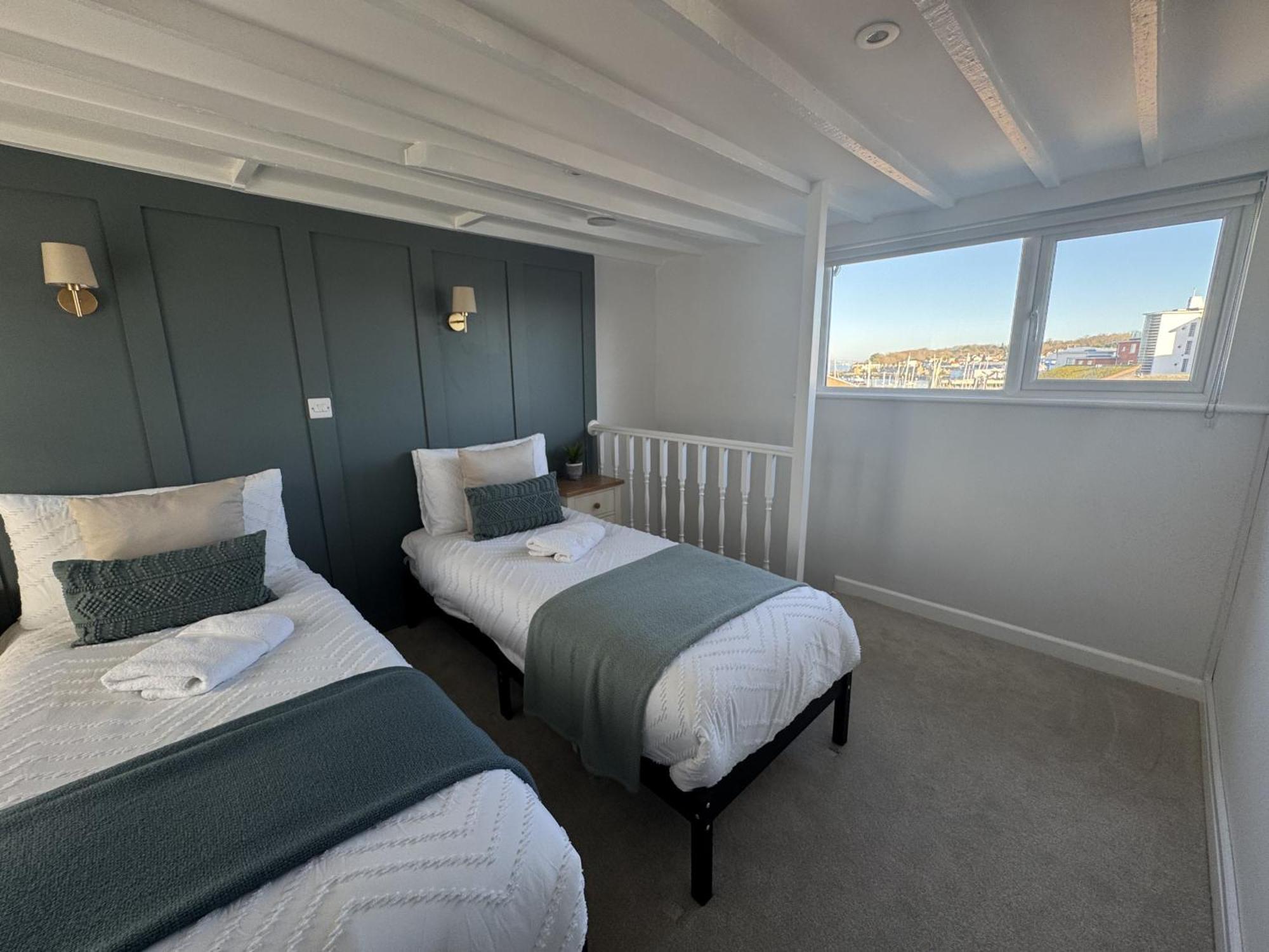 Driftwood House - Luxury Dog-Friendly Townhouse In Cowes, Steps From Marina Villa Cowes  Exteriör bild